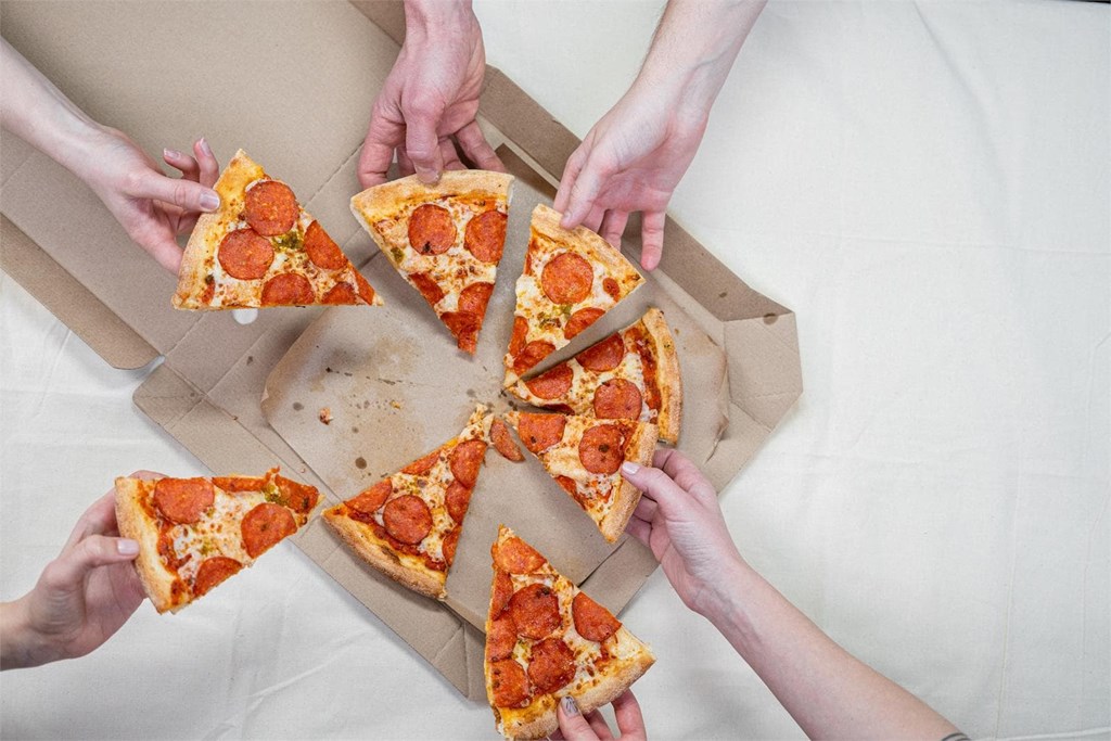 ¿Por qué la pizza es de los mejores platos para pedir a domicilio?