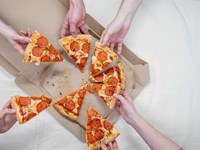 ¿Por qué la pizza es de los mejores platos para pedir a domicilio?